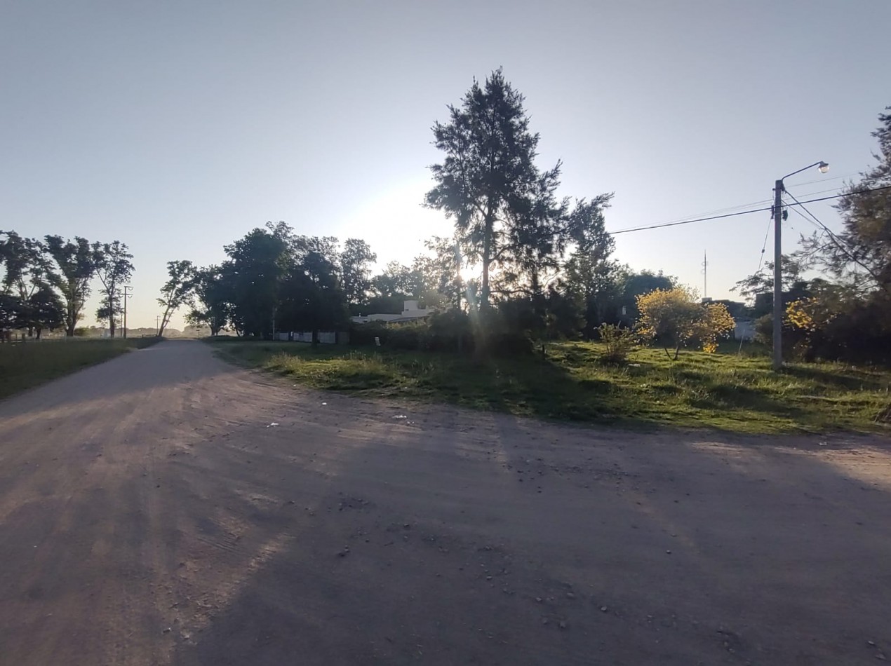 Lotes en Barrio "Los Troncos" 