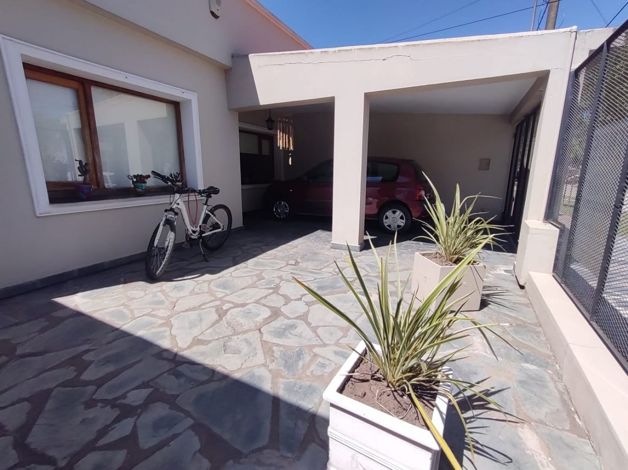 Casa en venta Calle Alberdi Esq. Sarmiento