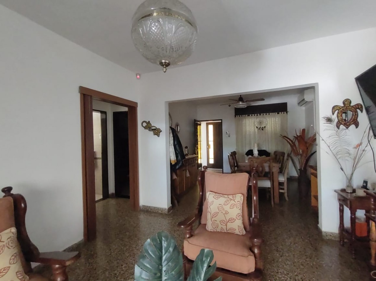Casa en venta Calle Alberdi Esq. Sarmiento