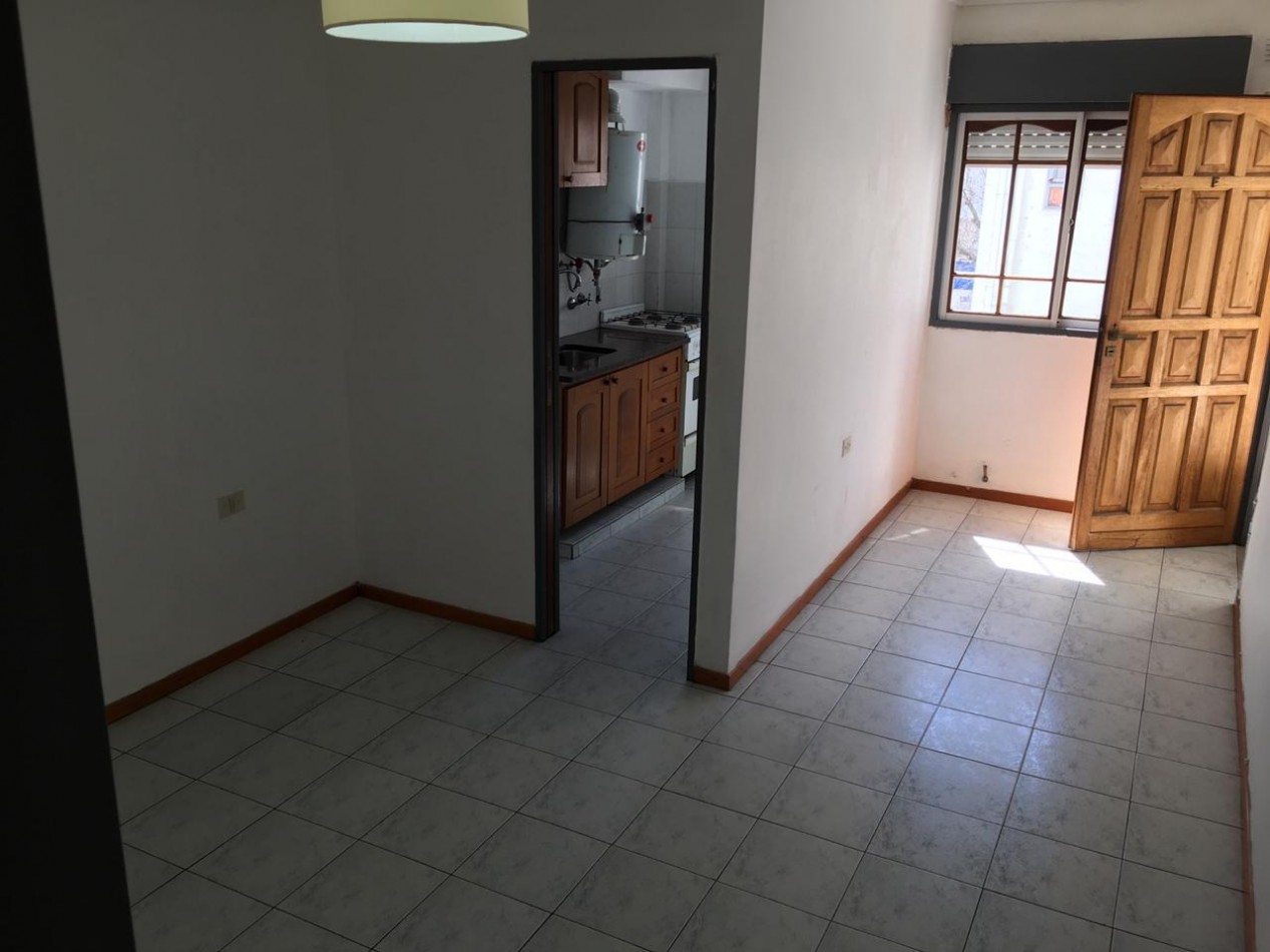 11 entre 39 y 40 Depto 1 dormitorio a la venta en La Plata