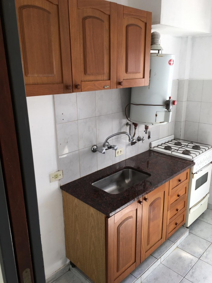 11 entre 39 y 40 Depto 1 dormitorio a la venta en La Plata