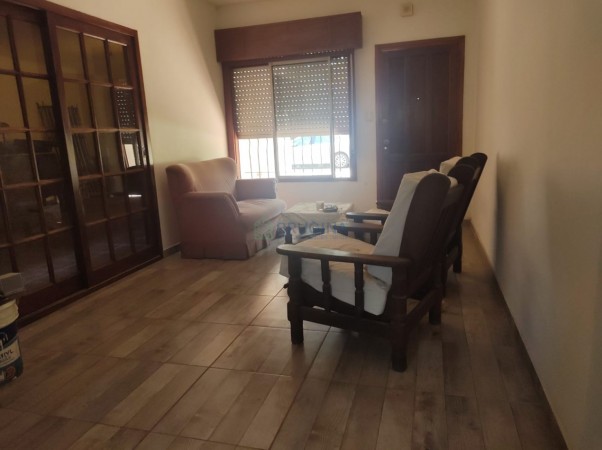 Venta de Casa en calle Estrada esquina Yrigoyen 