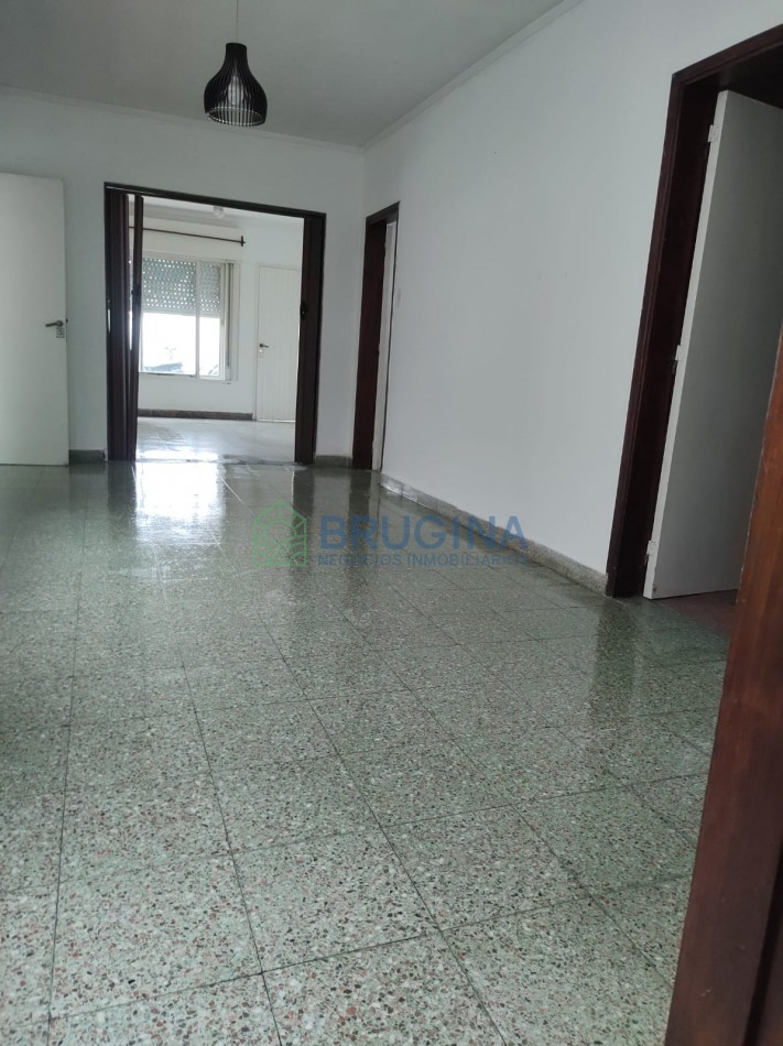 Casa en venta de 3 dormitorios lote 12x43